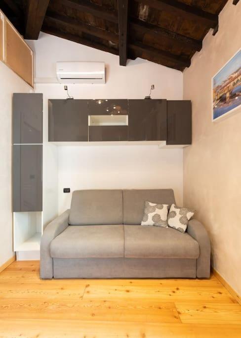 Keys Of Italy - Guantomono 15 - Monolocale Conveniente E Centralissimo Florence Exterior photo
